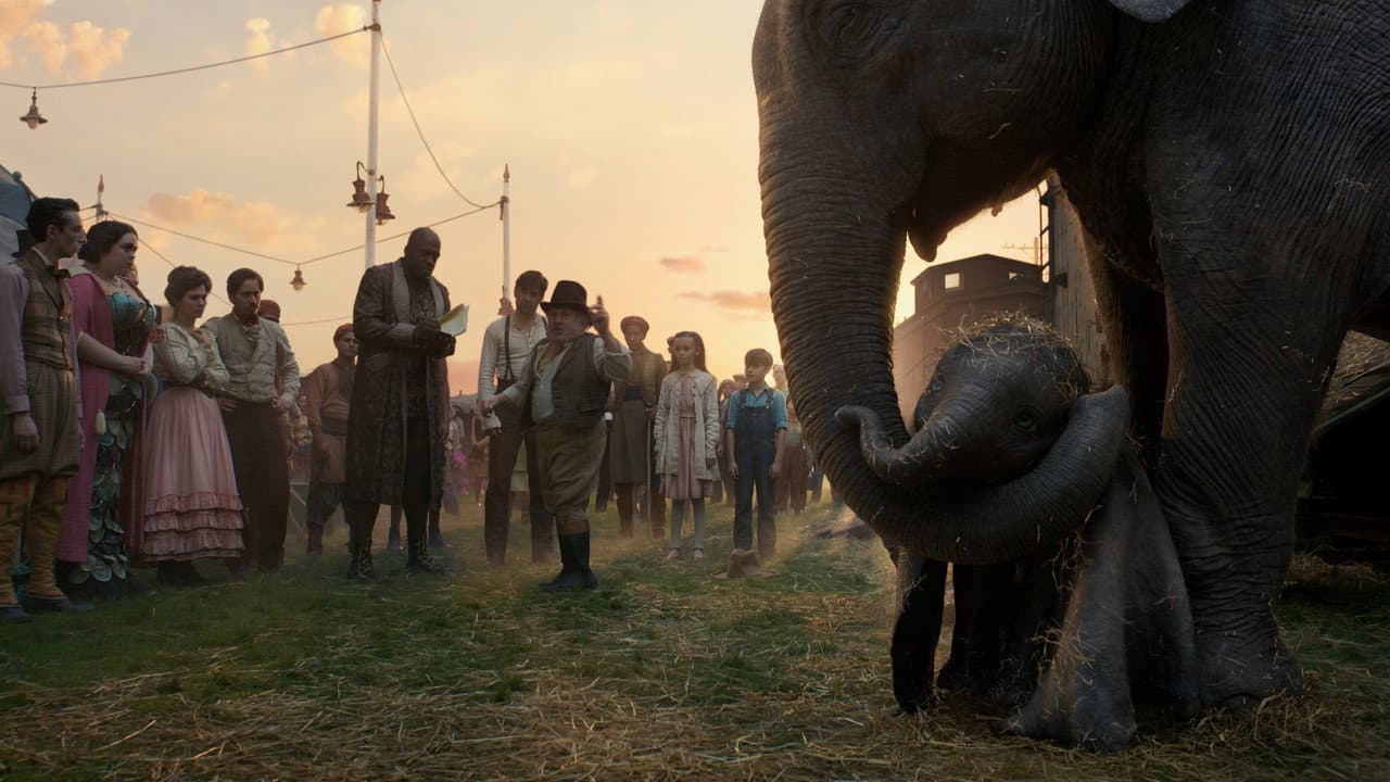 Dumbo still 8