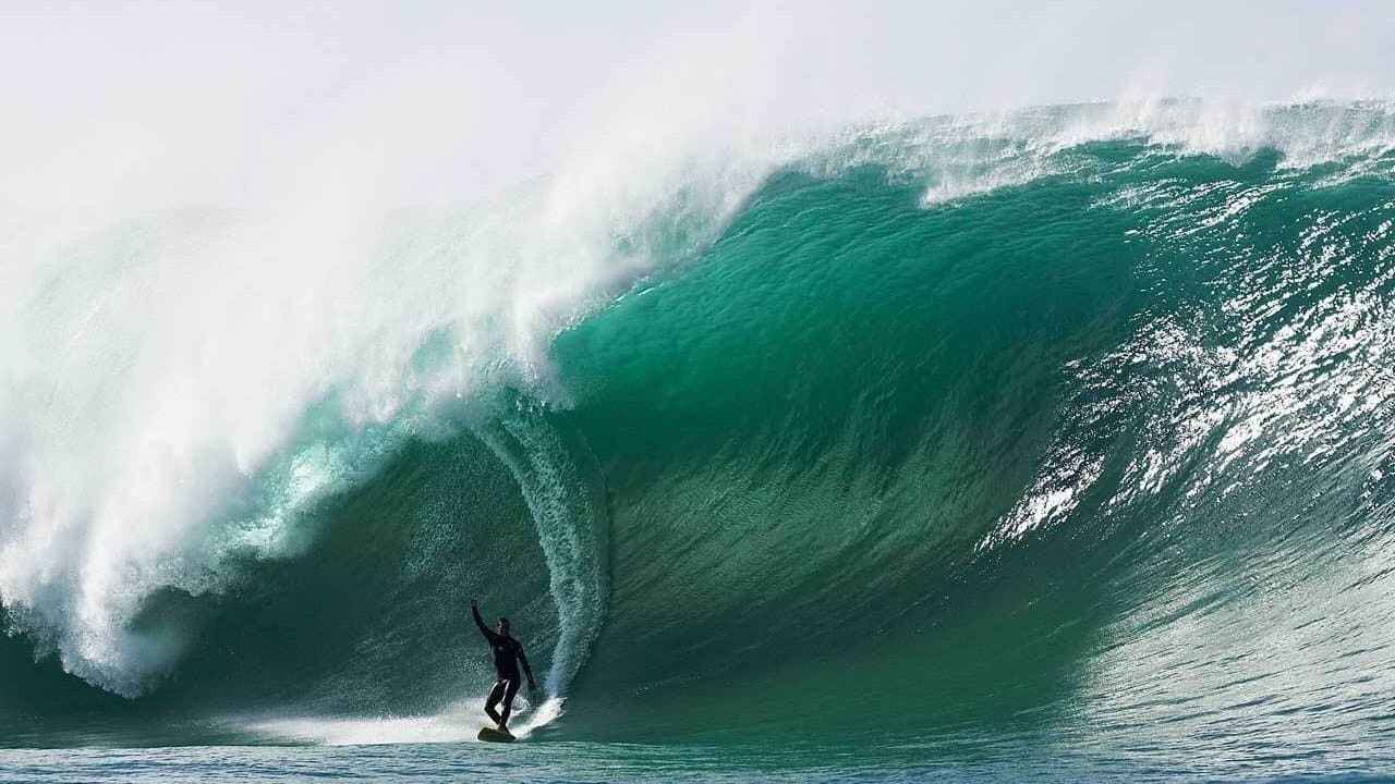 Riding Giants still 4
