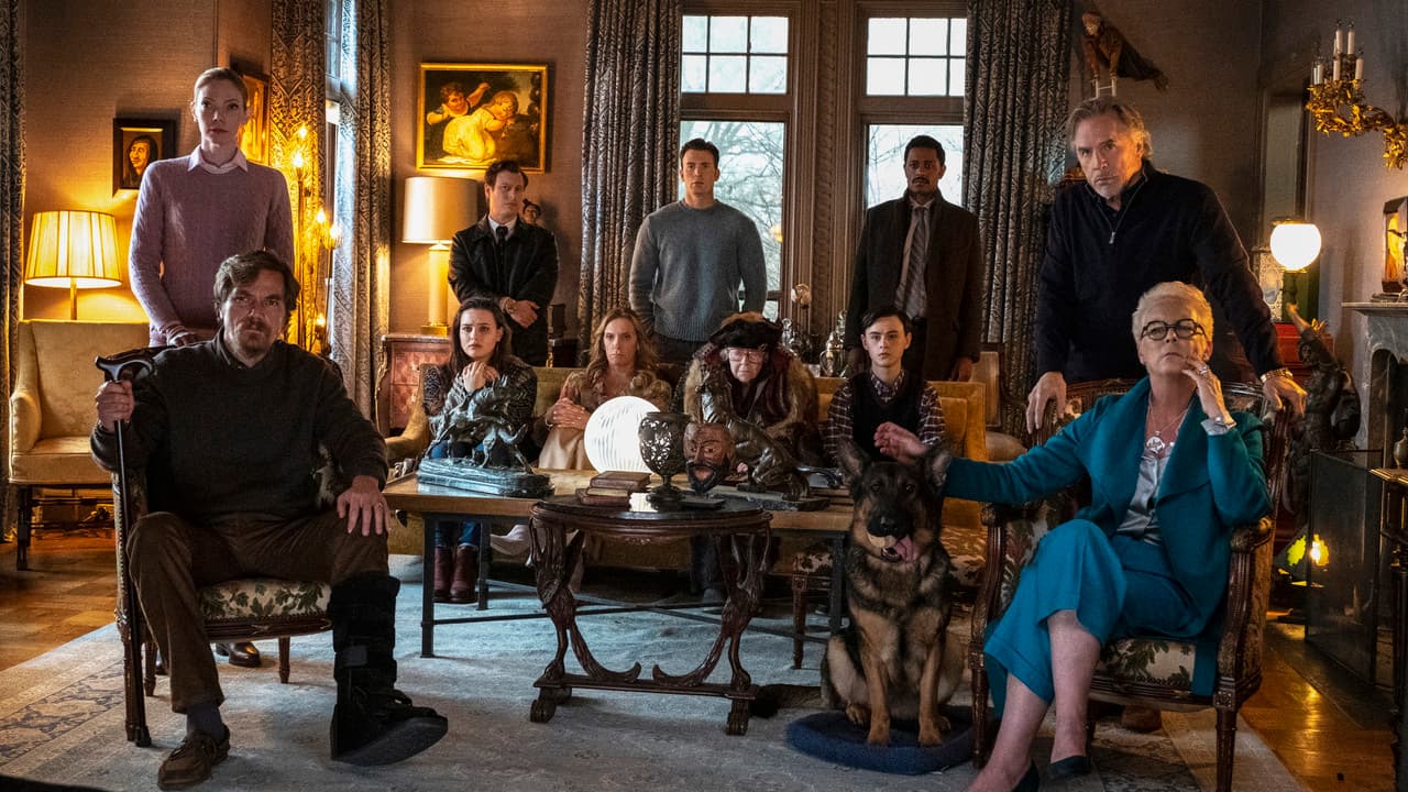 Knives Out still 5
