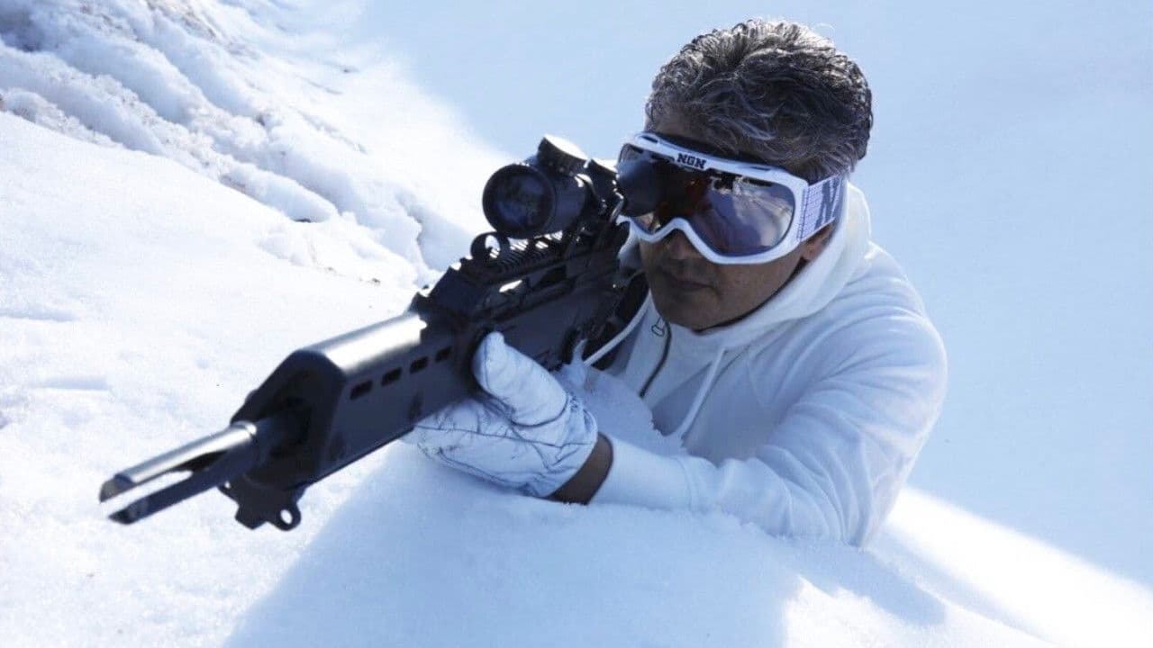Vivegam still 2
