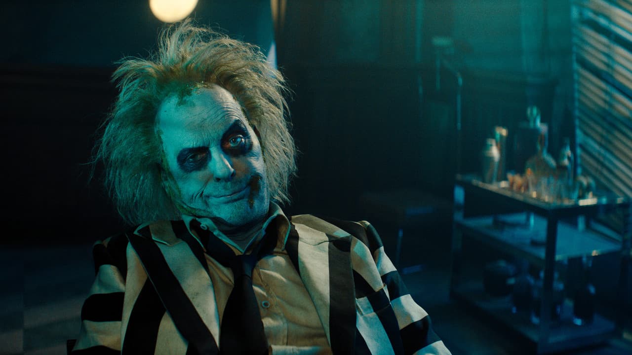Beetlejuice Beetlejuice still 6