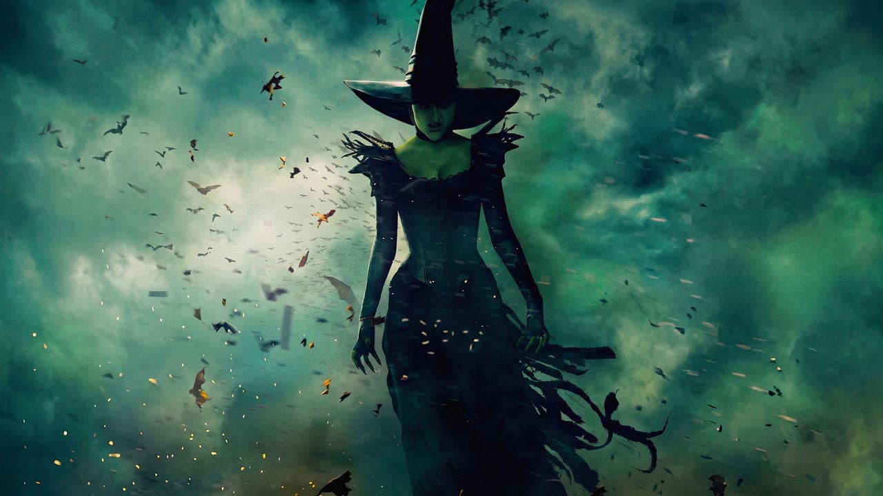Oz the Great and Powerful still 3