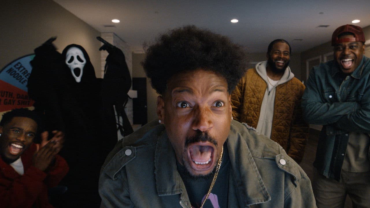 Scary Movie Review: A Hilarious Horror Parody
